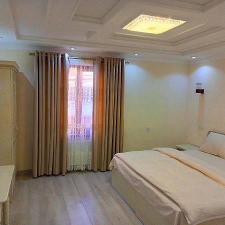 Dari Zanjir Hotel Samarkand Buitenkant foto